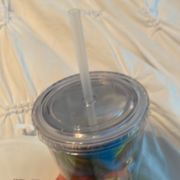 Margaritaville New York- sticker and cup - NWT - Picture 5 of 8